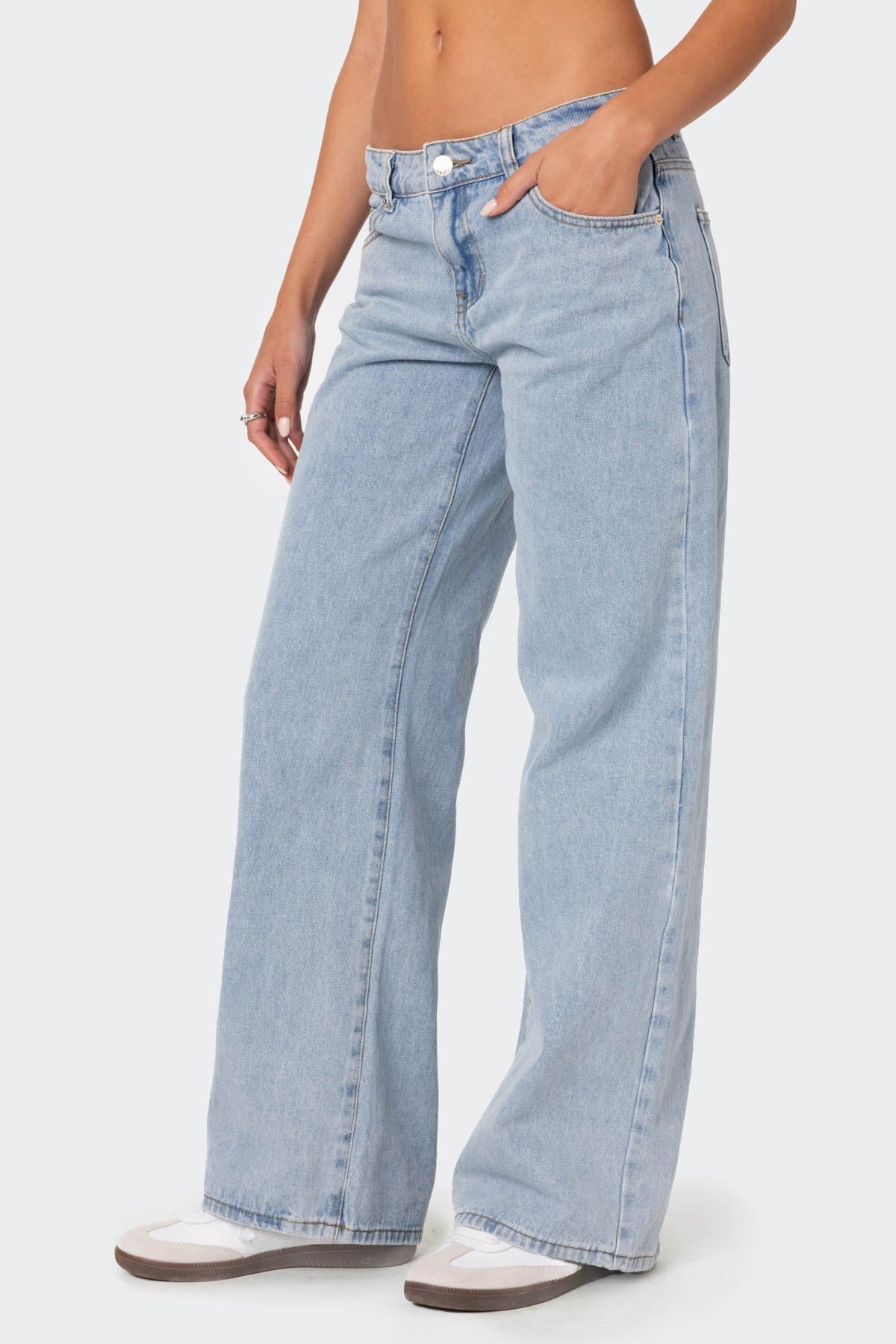 Raelynn Washed Low Rise Jeans | Amari Sydney
