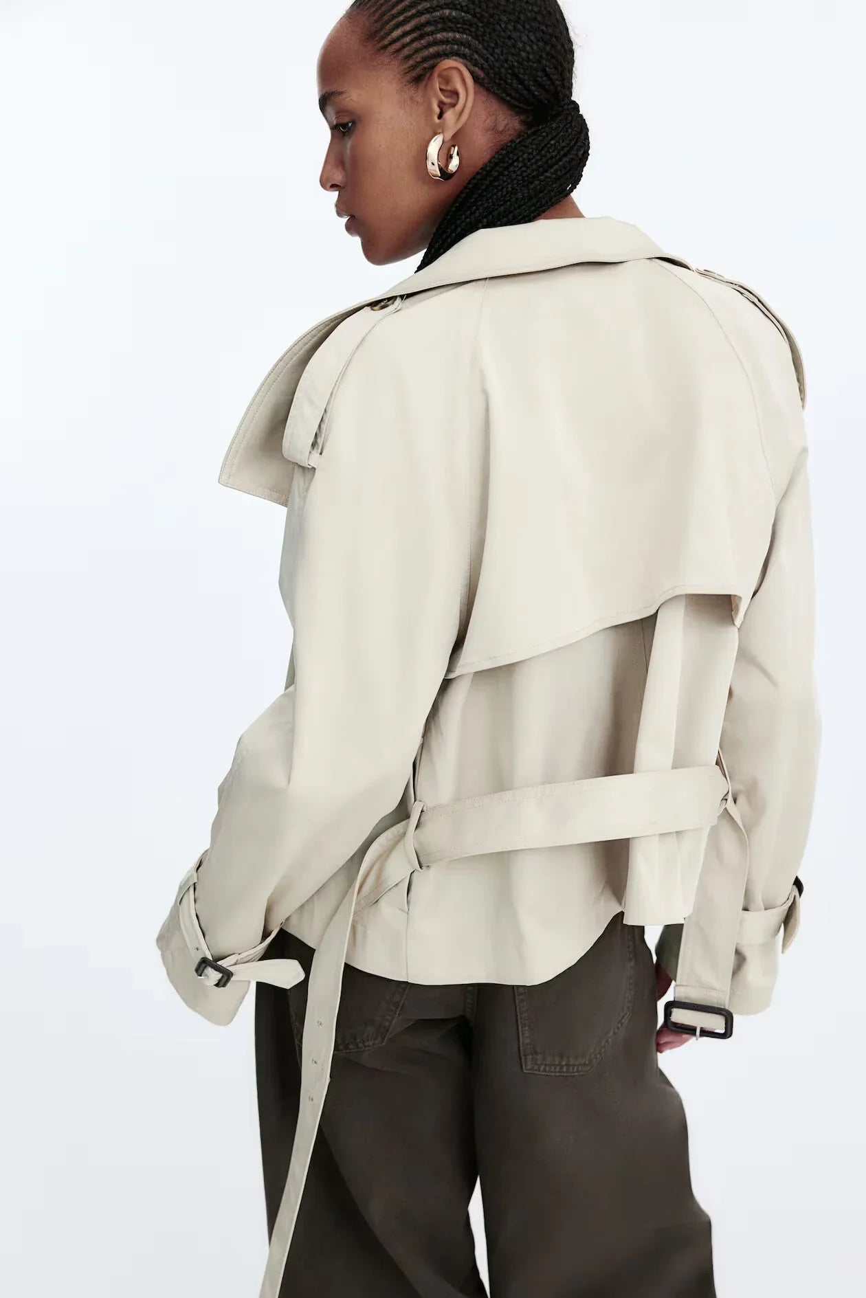 BUTTONED TRENCH COAT