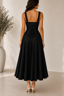 Amelia Elegant Maxi Dress