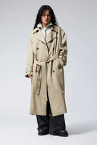 TRENCH COAT