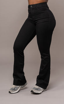 Phaedra Curve Love Jeans | Amari Sydney